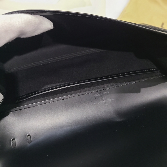 Authentic Louis Vuitton Honfluer Epi Leather BLACK. Christmas SALE!! - Picture 13 of 13